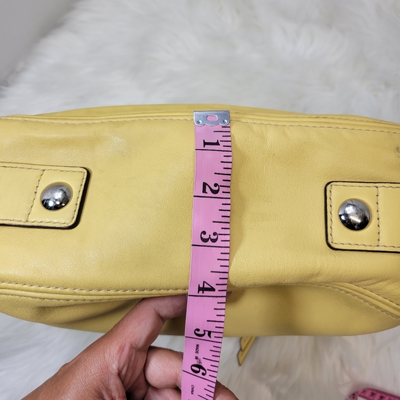 Coach Zoe genuine leather boho shoulder bucket bag - Picture 8 of 9